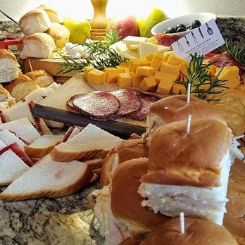 Lucky Duck Culinary Services - 4 yr old b-day party. Client asked for a BIG!! Lunchable. Chef Greg's famous food displays hit it out of the park once again! - Cooking Classes Near Me