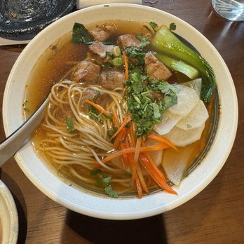Yu's Noodle Shop - Chinese Near Me - Lone Tree, Colorado Yu's Noodle Shop - Chinese Near Me - Lone Tree, Colorado