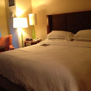 Sheraton Boston Hotel - King bed - Hotels Near Me - Boston, Massachusetts Sheraton Boston Hotel - King bed - Hotels Near Me - Boston, Massachusetts