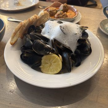 Bota - Steamed Mussels - Spanish Near Me - San Francisco, California Bota - Steamed Mussels - Spanish Near Me - San Francisco, California
