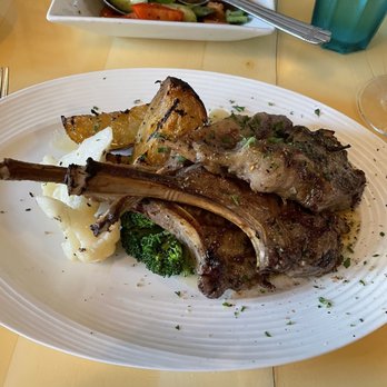 Petros - Lamb Chops - Greek Near Me - Montreal, Quebec Petros - Lamb Chops - Greek Near Me - Montreal, Quebec