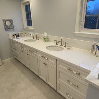 Ilova Tiles - The veining in the quartz countertop was perfectly cut and laid out so the pattern ran continuously into the 7" backsplash -- fabulous! - Countertop Installation Near Me - San Leandro, California