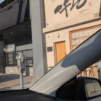 Mutsu - Entrance and street parking - Izakaya Near Me - Los Angeles, California