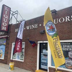 White Oak Liquor Shop