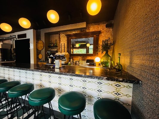 LTD Pizza and Bar by null