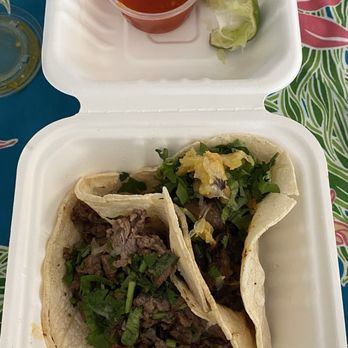808 Ch Antojitos - Carne asada taco on left & al pastor taco on right. Both without onions (I already squeezed the limes) - Mexican Near Me - Lahaina, Hawaii 808 Ch Antojitos - Carne asada taco on left & al pastor taco on right. Both without onions (I already squeezed the limes) - Mexican Near Me - Lahaina, Hawaii
