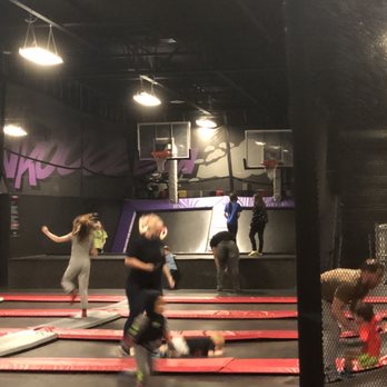 Sky Zone Trampoline Park - Trampoline Parks Near Me - Louisville, Kentucky