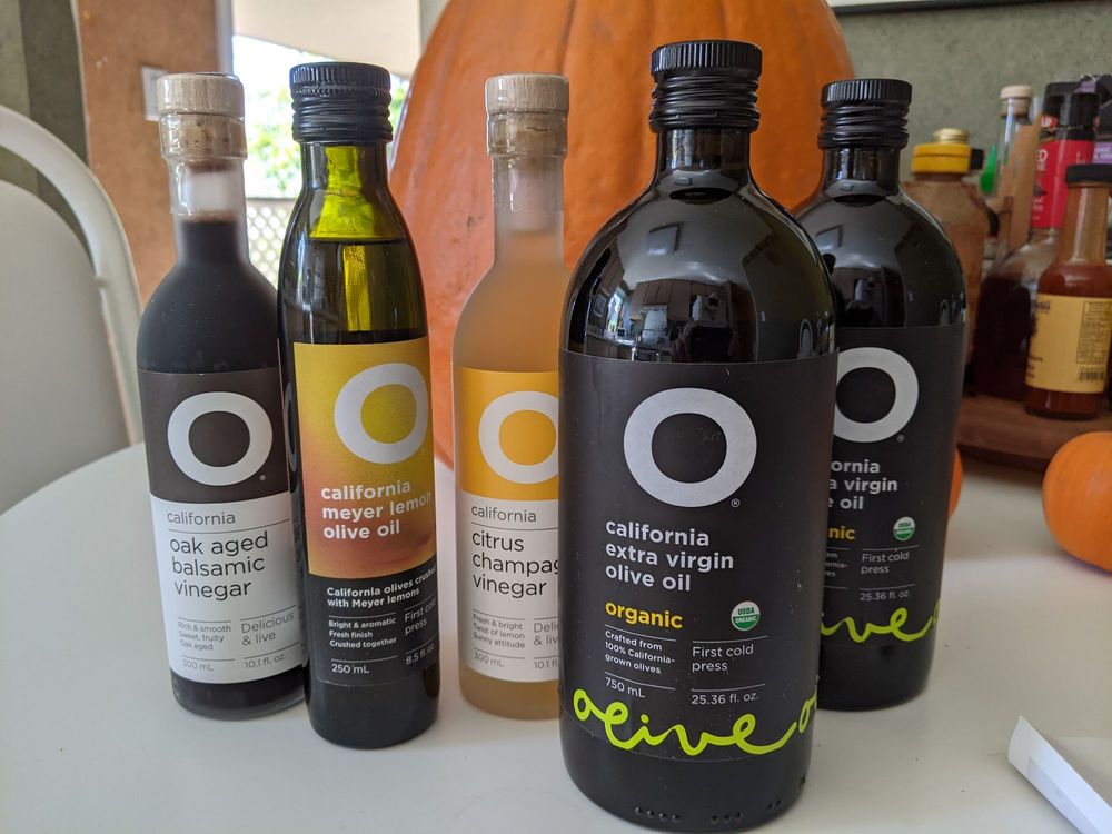 O Olive Oil Logo
