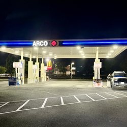ARCO - Friday, 08.21.26; Filling up the rental car one last time.