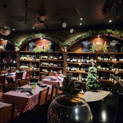 Vincitorios - The bar room area