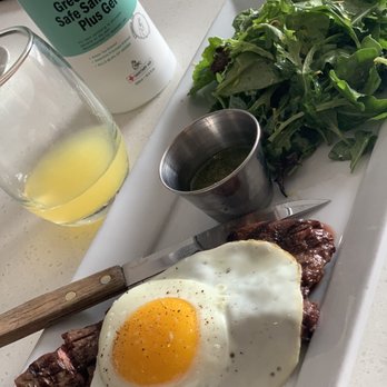 Hungry Crowd - Steak and Egg with (not so good) chimichuri - New American Near Me - Los Angeles, California
