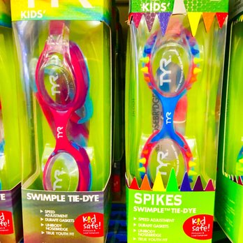 CVS Pharmacy - Swimming Goggles August 2019 - Drugstores Near Me - CHICAGO, Illinois CVS Pharmacy - Swimming Goggles August 2019 - Drugstores Near Me - CHICAGO, Illinois