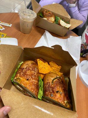 Galpin Honda Café by null