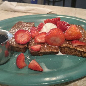 Pauline's - Banana bread french toast - Diners Near Me - Chicago, Illinois Pauline's - Banana bread french toast - Diners Near Me - Chicago, Illinois