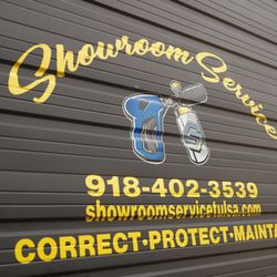 Showroom Service