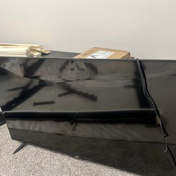 Pro Journey Moving - broken tv. it's shattered. - Movers Near Me Pro Journey Moving - broken tv. it's shattered. - Movers Near Me