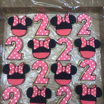 Ms Piggy's Custom Bake Shoppe & Cookie Bokay - Bakeries Near Me - Amarillo, Texas Ms Piggy's Custom Bake Shoppe & Cookie Bokay - Bakeries Near Me - Amarillo, Texas