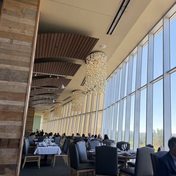 Vintana Wine + Dine - Inside dining area - New American Near Me - Escondido, California