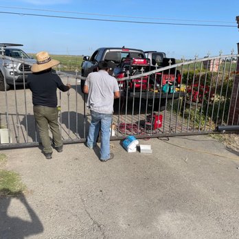 Precise Garage Door And Automatic Gates - Our team in action - Garage Door Services Near Me - Hayward, California Precise Garage Door And Automatic Gates - Our team in action - Garage Door Services Near Me - Hayward, California