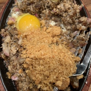 Gerry's Grill - Sizzling Sisig - Filipino Near Me - Artesia, California Gerry's Grill - Sizzling Sisig - Filipino Near Me - Artesia, California