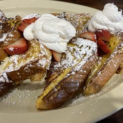 Harris County Smokehouse - Strawberry and cream French toast
