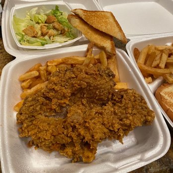 818 Diner - Chicken Fried Steak FF salad and Texas Toast. - Diners Near Me - Alva, Oklahoma