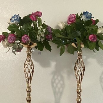 Nayblooms - I provided the stands. Sad centerpieces for my once in a lifetime wedding. - Floral Designers Near Me