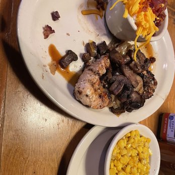 Texas Roadhouse - Steakhouses Near Me - Colonial Heights, Virginia Texas Roadhouse - Steakhouses Near Me - Colonial Heights, Virginia