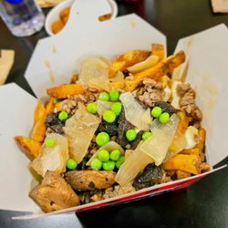Smoke's Poutinerie - Prime Beef Deluxe. Terrible