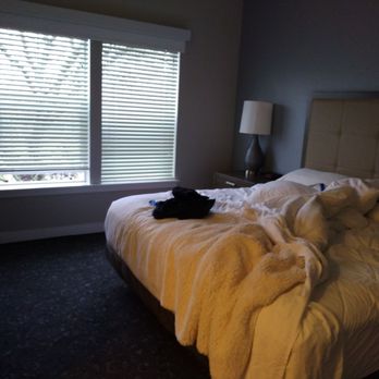 WorldMark Windsor - Master bedroom - Hotels Near Me - Windsor, California