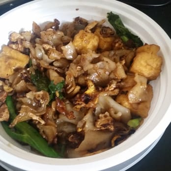 Rain II - My sad beef pad see ew. It was small, had burnt eggs, no flavor other than the char from the wok. Oh yeah, there's also no beef. - Thai Near Me - New York, New York Rain II - My sad beef pad see ew. It was small, had burnt eggs, no flavor other than the char from the wok. Oh yeah, there's also no beef. - Thai Near Me - New York, New York
