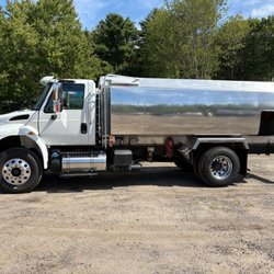 Arrow Oil Company - Arrow Oil Company truck delivering heating oil in Biddeford, Maine, keeping homes warm and safe.