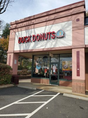 Duck Donuts by null