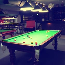 Q-Masters - Pool table