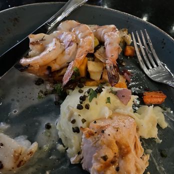 Skates On The Bay - Trio - Shrimp, Salmon and Scallops - Seafood Near Me - Berkeley, California