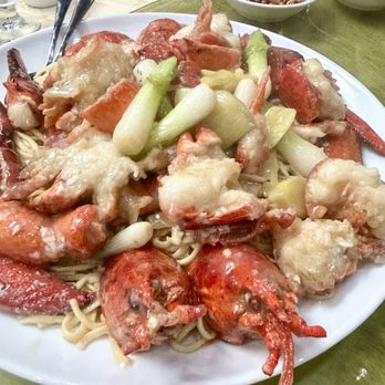 Jade Xiang Yue - Dual Lobster Noodles - Chinese Near Me - Cupertino, California Jade Xiang Yue - Dual Lobster Noodles - Chinese Near Me - Cupertino, California