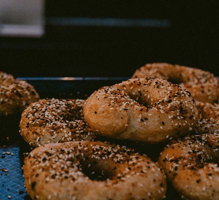 Muzzy's Bagels by null