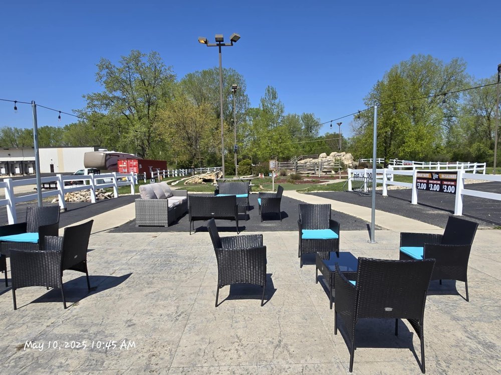 Rock River Lanes & King Pin Adventure Golf Logo