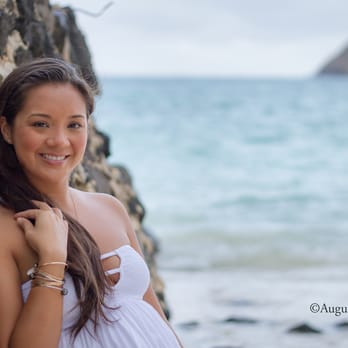 Augusto Decastro Photography - Graduation Announcement Photos, Lanikai Beach - Photographers Near Me Augusto Decastro Photography - Graduation Announcement Photos, Lanikai Beach - Photographers Near Me