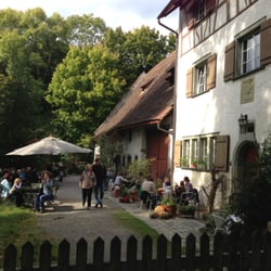 Burghof über dem See