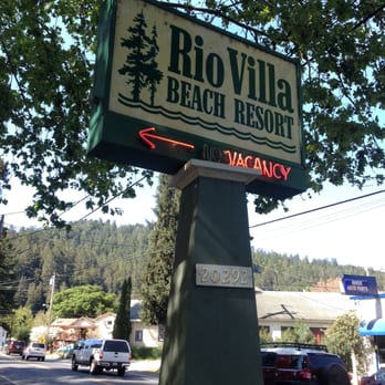 Inn on the Russian River - Signage off the road - Hotels Near Me - Monte Rio, California Inn on the Russian River - Signage off the road - Hotels Near Me - Monte Rio, California