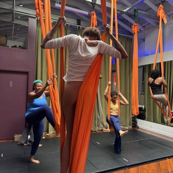Funk Flow Studio - Aerial Fitness Near Me - Dallas, Texas