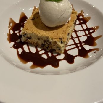5th Street Steakhouse - Warm White Chocolate Brownie - Steakhouses Near Me - Chico, California