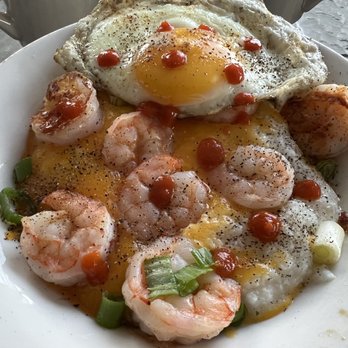Hen House Eatery - Shrimp & Grits w sunny side up egg & my Sriracha- delicious - Breakfast & Brunch Near Me - Sebastian, Florida