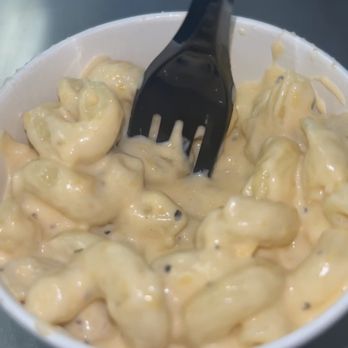 Cluck & Blaze - Mac N' Cheese - Chicken Shop Near Me - Long Beach, California