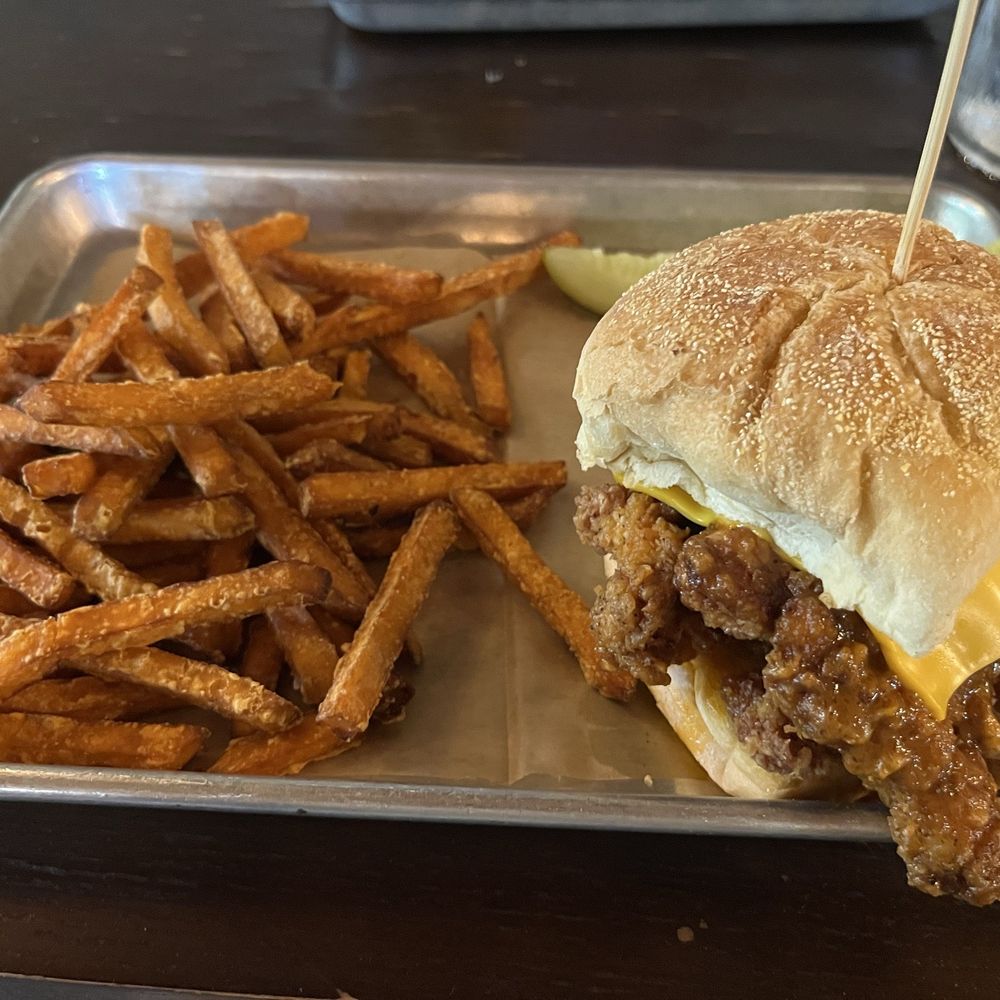 Greenhouse Cafe & Tavern - Nashville hot chicken sandwich with sweet potato fries - Cafes Near Me - Burlington, Connecticut Greenhouse Cafe & Tavern - Nashville hot chicken sandwich with sweet potato fries - Cafes Near Me - Burlington, Connecticut