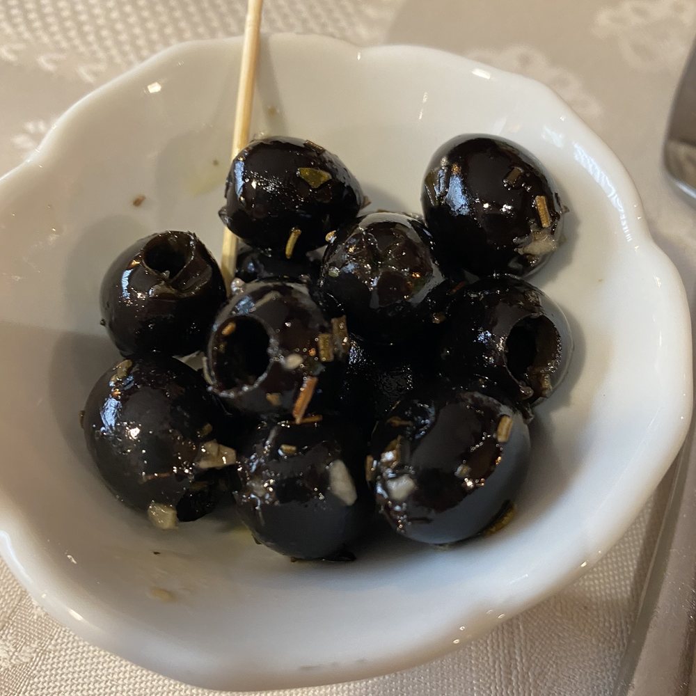Restaurant des Pecheurs - Olive - Seafood Near Me - Yvoire, 74