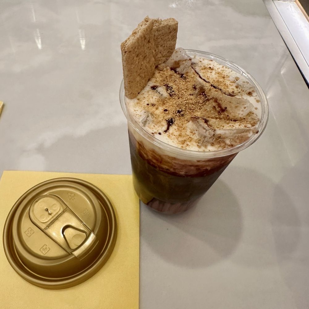 S'mores Cloud Latte S'mores Cloud Latte
