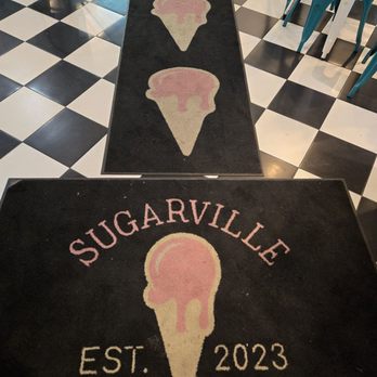 Sugarville - Ice Cream & Frozen Yogurt Near Me - Libertyville, Illinois