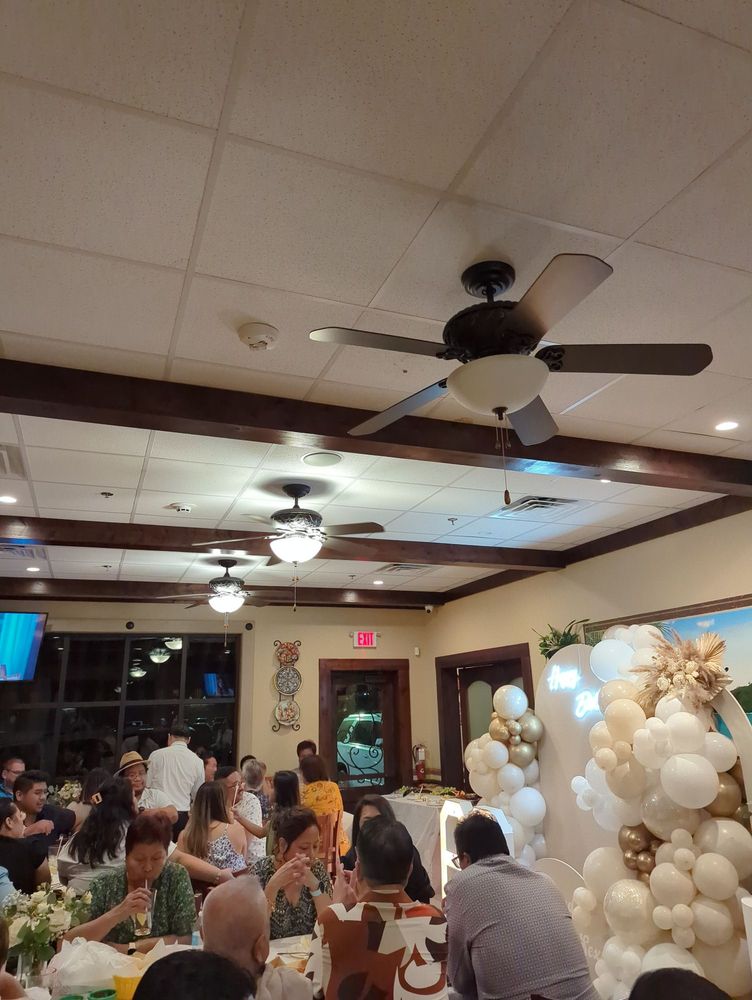 Los Gallitos Mexican Cafe